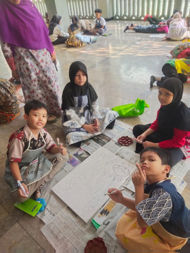 Hari Batik